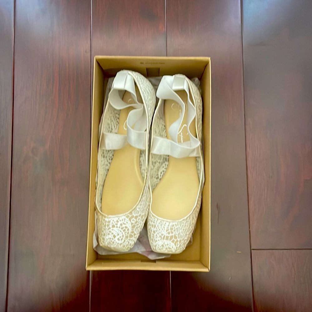 Jessica Simpson white lace flats